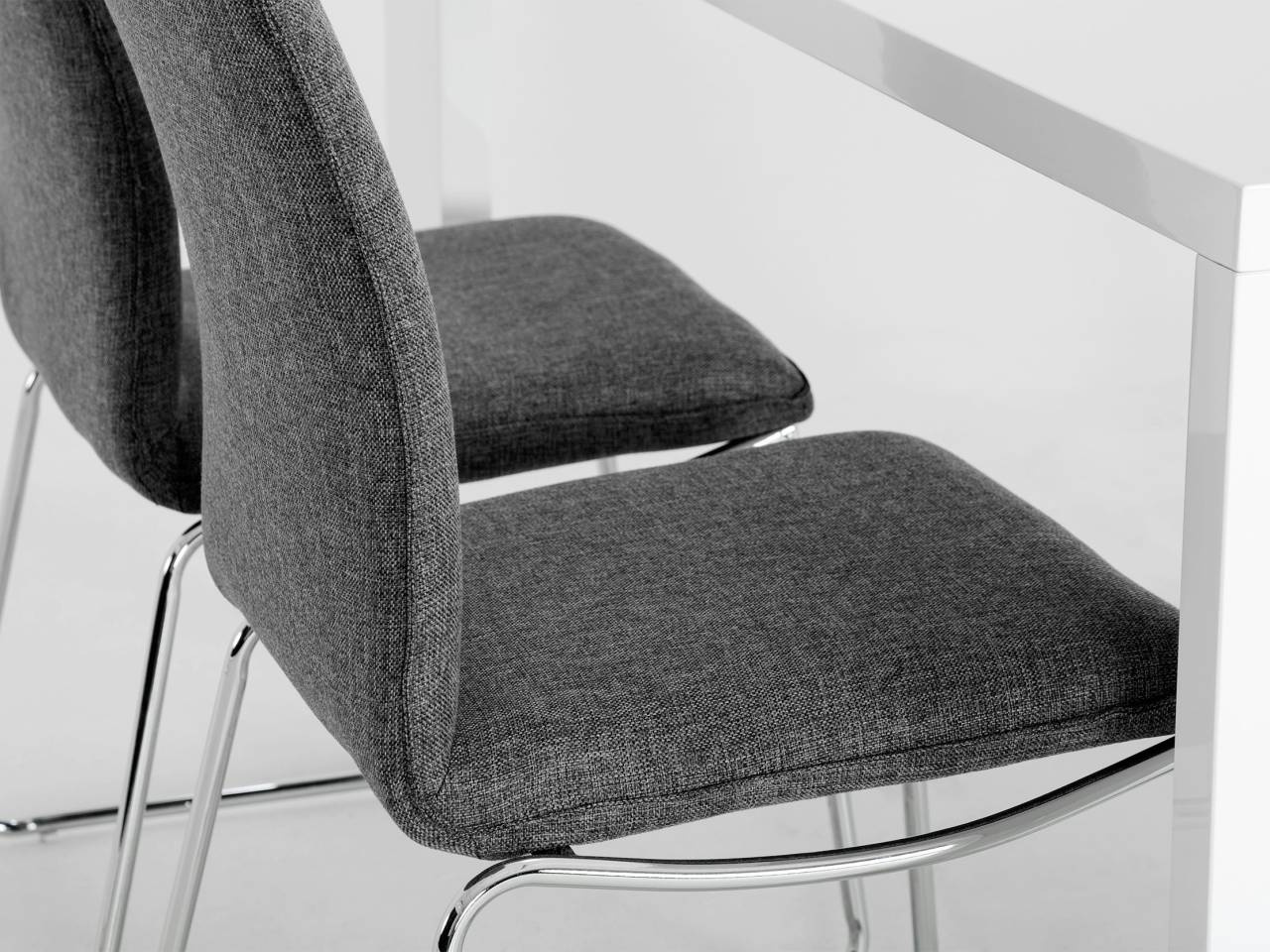 R�NNE Bord 140 Vit + 4 LJUNGAN Stol Gr�