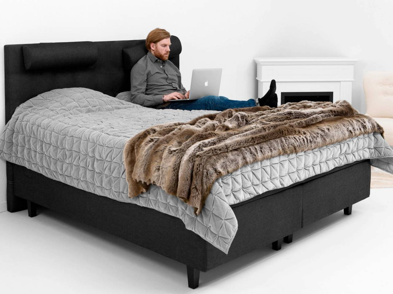 GRAND XL 180 Svart jeans